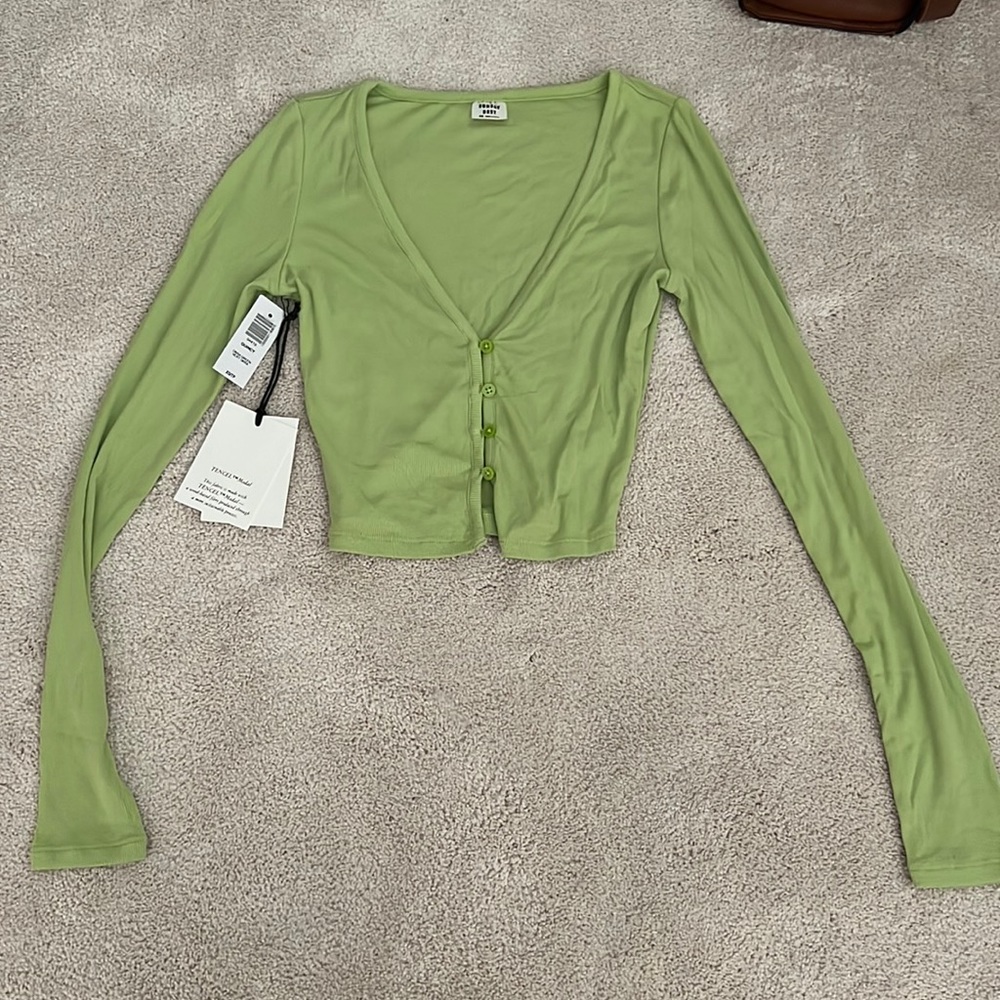 COPY - NWT Aritzia Sunday best Quincy top xs